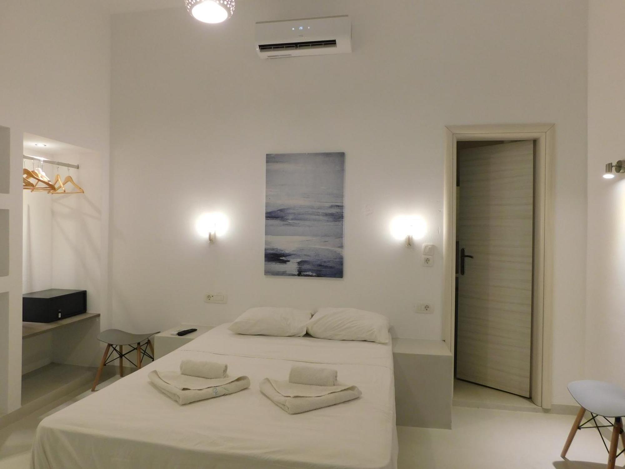 Fira Unique Rooms Экстерьер фото