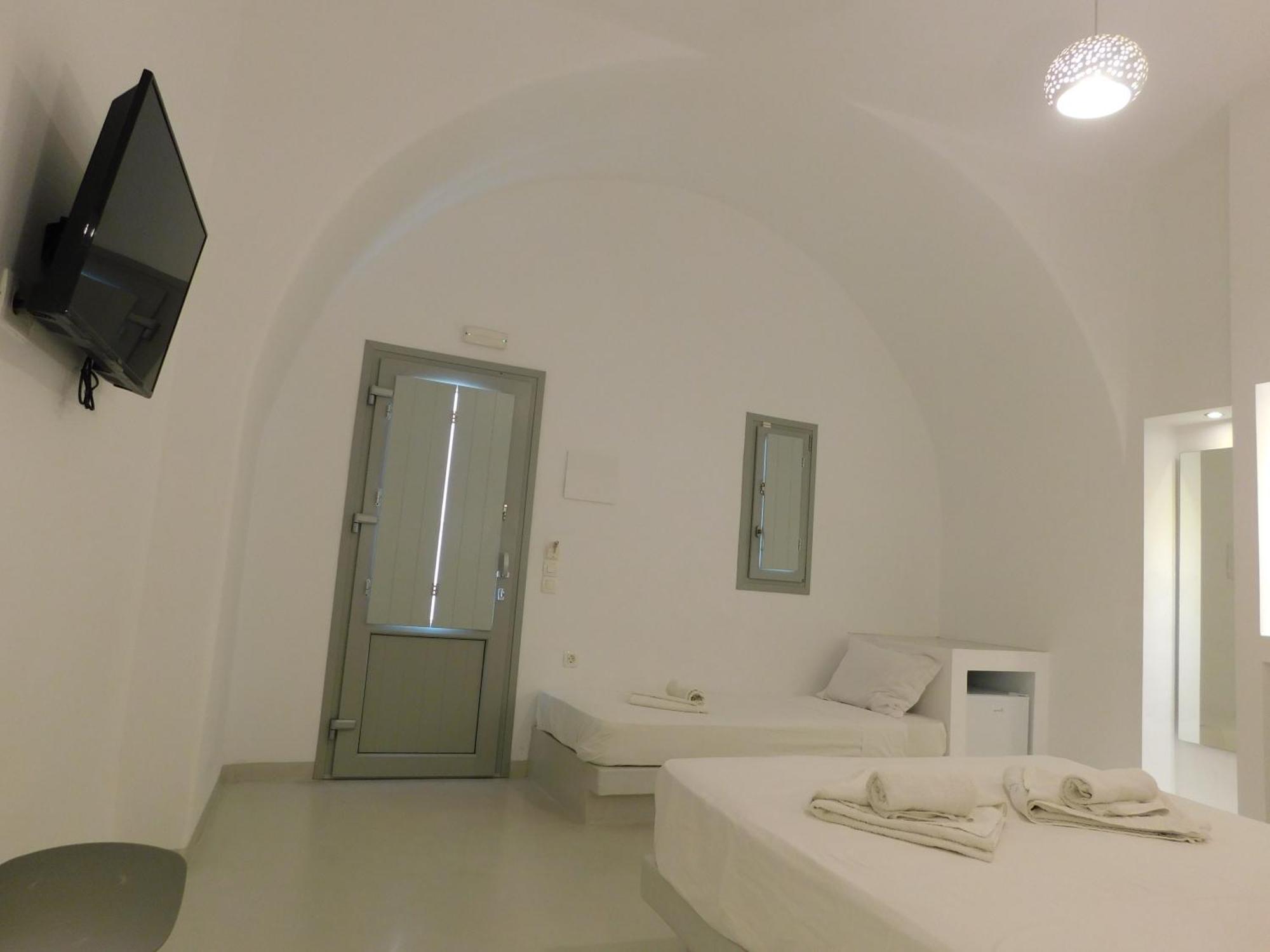 Fira Unique Rooms Экстерьер фото