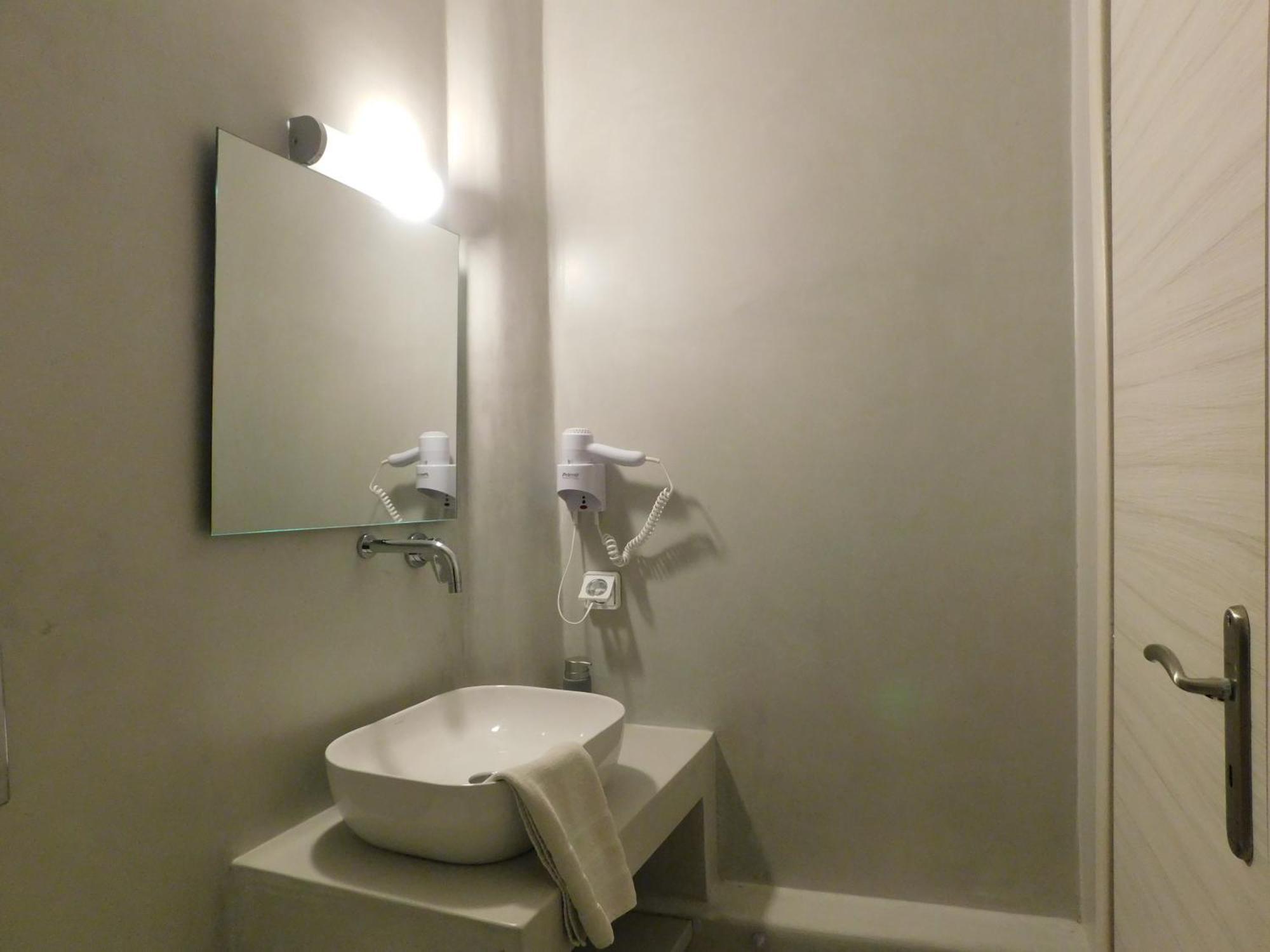 Fira Unique Rooms Экстерьер фото
